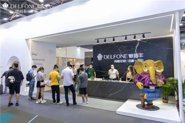 德利丰演绎高定秀场，闪耀广州建博会_1